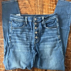 High waisted skinny jeans by American Eagle